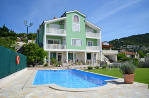 Modern apartment in Peračko Blato with sea view and pool